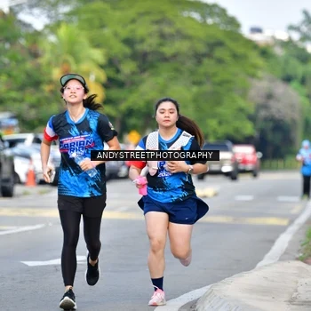 Runner Photo 7645033