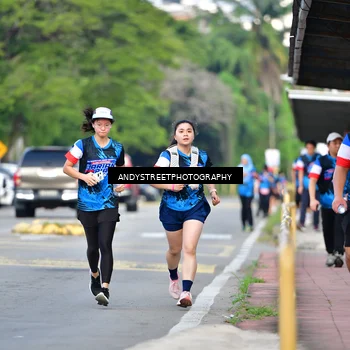 Runner Photo 7645044