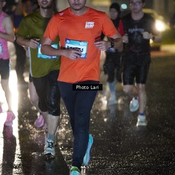Runner Photo 7645047
