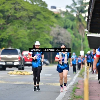 Runner Photo 7645053