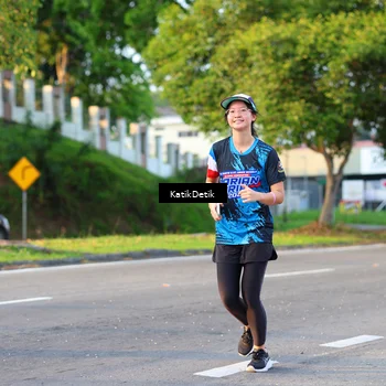 Runner Photo 7645061