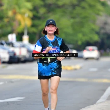 Runner Photo 7645064