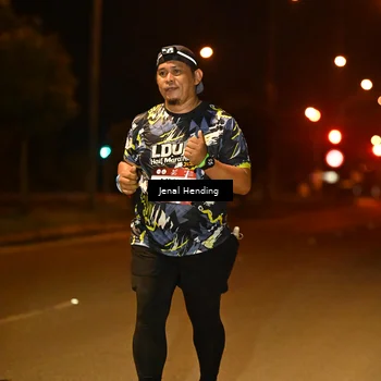 Runner Photo 7645066