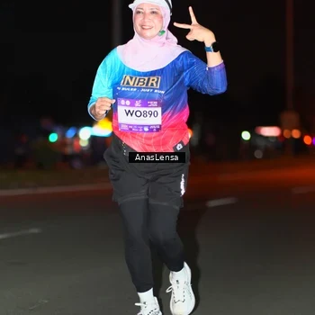 Runner Photo 7645075
