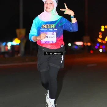 Runner Photo 7645078