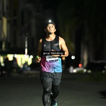 Runner Photo 7645085