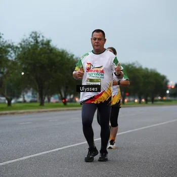 Runner Photo 7645088