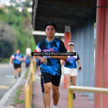 Runner Photo 7645091