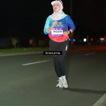 Runner Photo 7645092