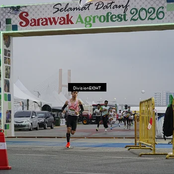 Runner Photo 7645112
