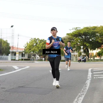 Runner Photo 7645115