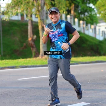 Runner Photo 7645122