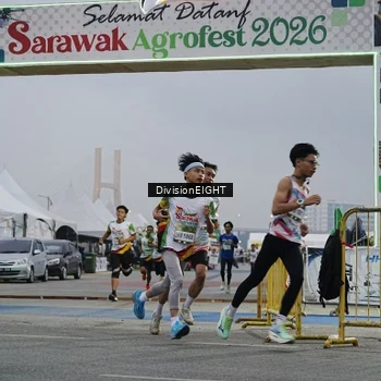Runner Photo 7645124