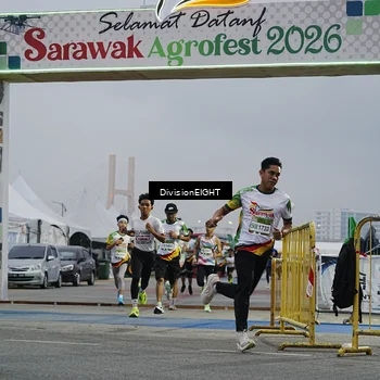 Runner Photo 7645130