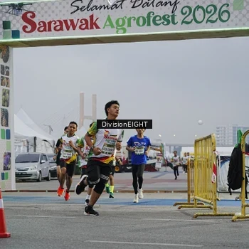 Runner Photo 7645146