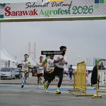 Runner Photo 7645150