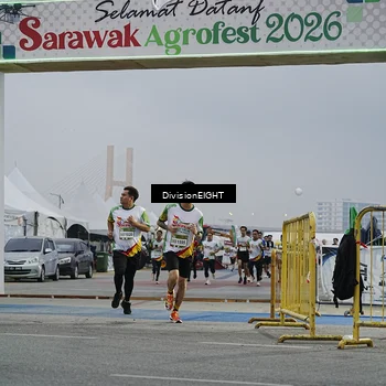 Runner Photo 7645164