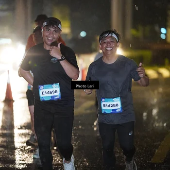 Runner Photo 7645171