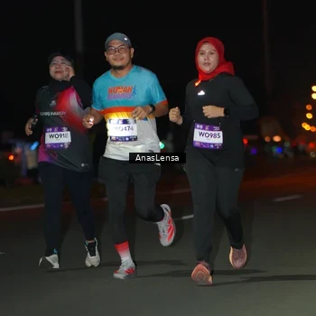 Runner Photo 7645173