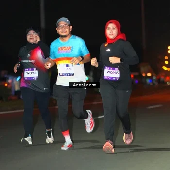 Runner Photo 7645179