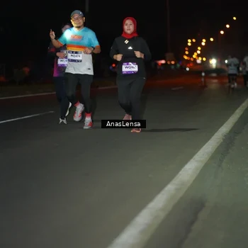 Runner Photo 7645189