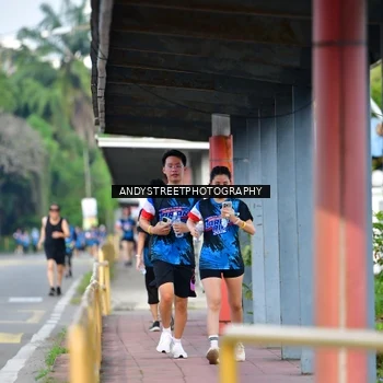 Runner Photo 7645194