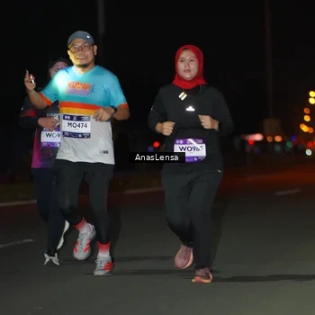 Runner Photo 7645208
