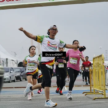 Runner Photo 7645209
