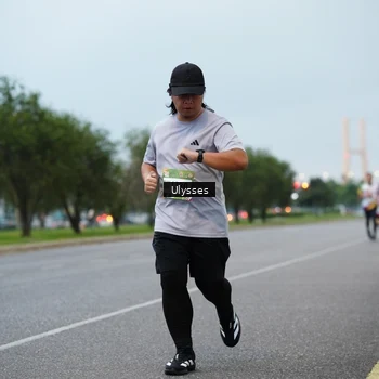 Runner Photo 7645214