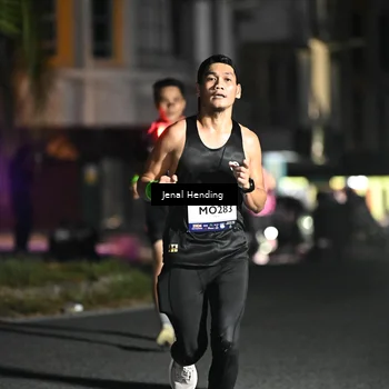 Runner Photo 7645232