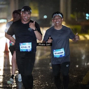 Runner Photo 7645240