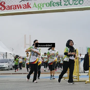 Runner Photo 7645242