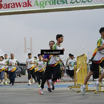 Runner Photo 7645247