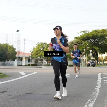 Runner Photo 7645255