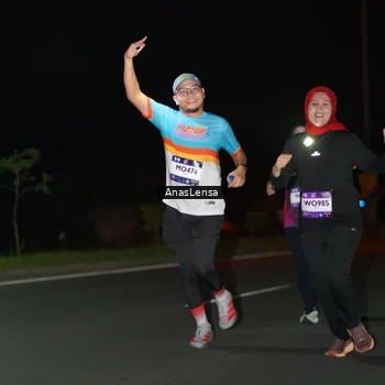 Runner Photo 7645261