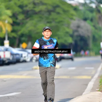 Runner Photo 7645273