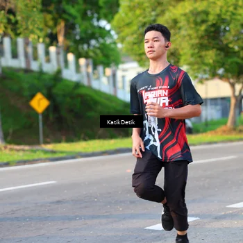 Runner Photo 7645291