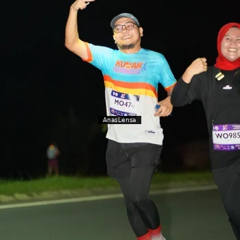 Runner Photo 7645293