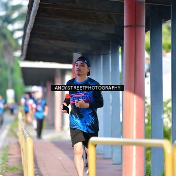 Runner Photo 7645309