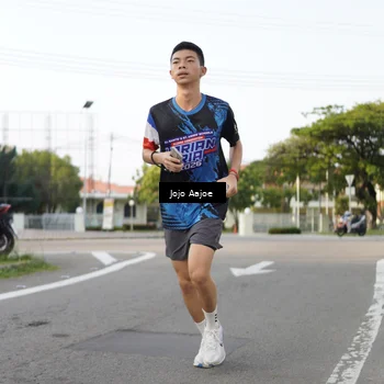 Runner Photo 7645316