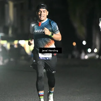 Runner Photo 7645328