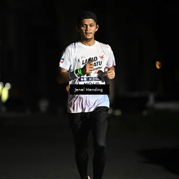 Runner Photo 7645334