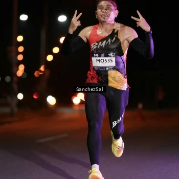 Runner Photo 7645342