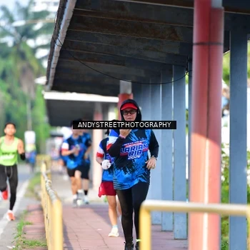 Runner Photo 7645343
