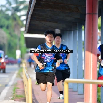 Runner Photo 7645344