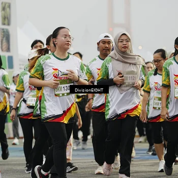 Runner Photo 7645348