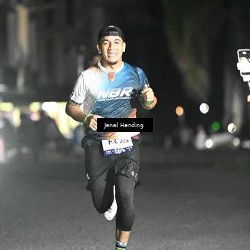 Runner Photo 7645367