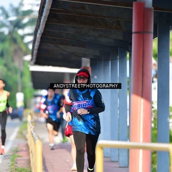 Runner Photo 7645376