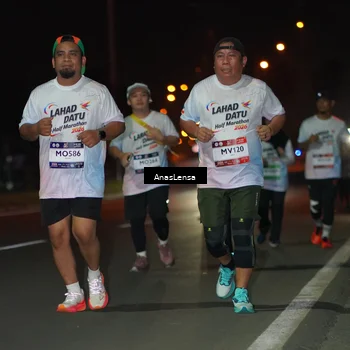 Runner Photo 7645381