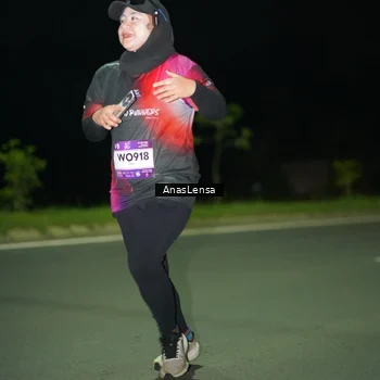 Runner Photo 7645390